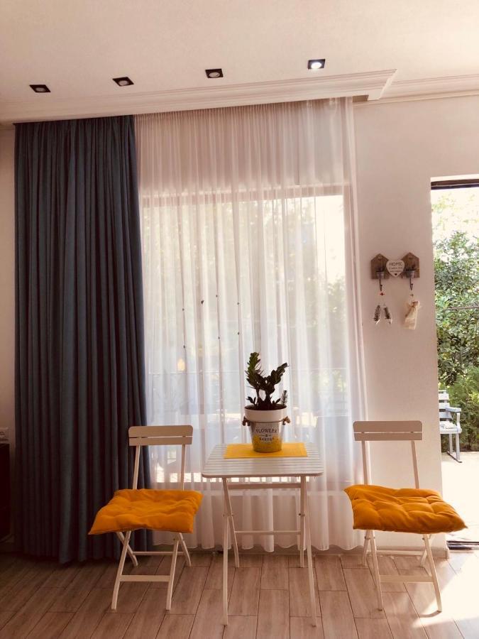 Sweet Apartment In Kutaisi Exterior foto
