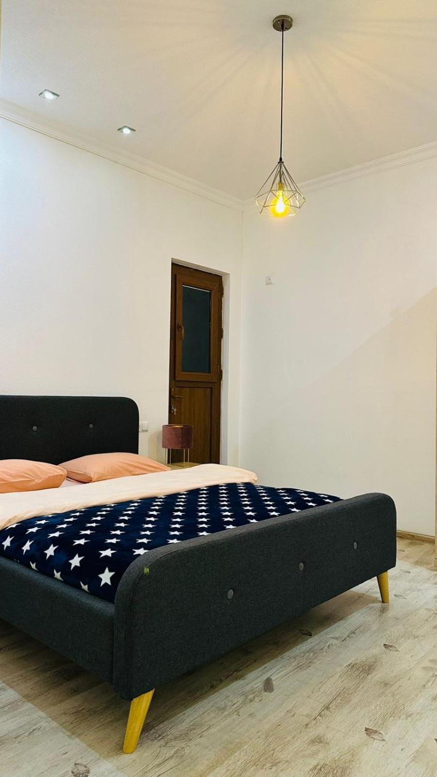 Sweet Apartment In Kutaisi Exterior foto