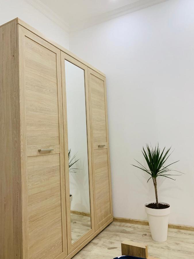 Sweet Apartment In Kutaisi Exterior foto
