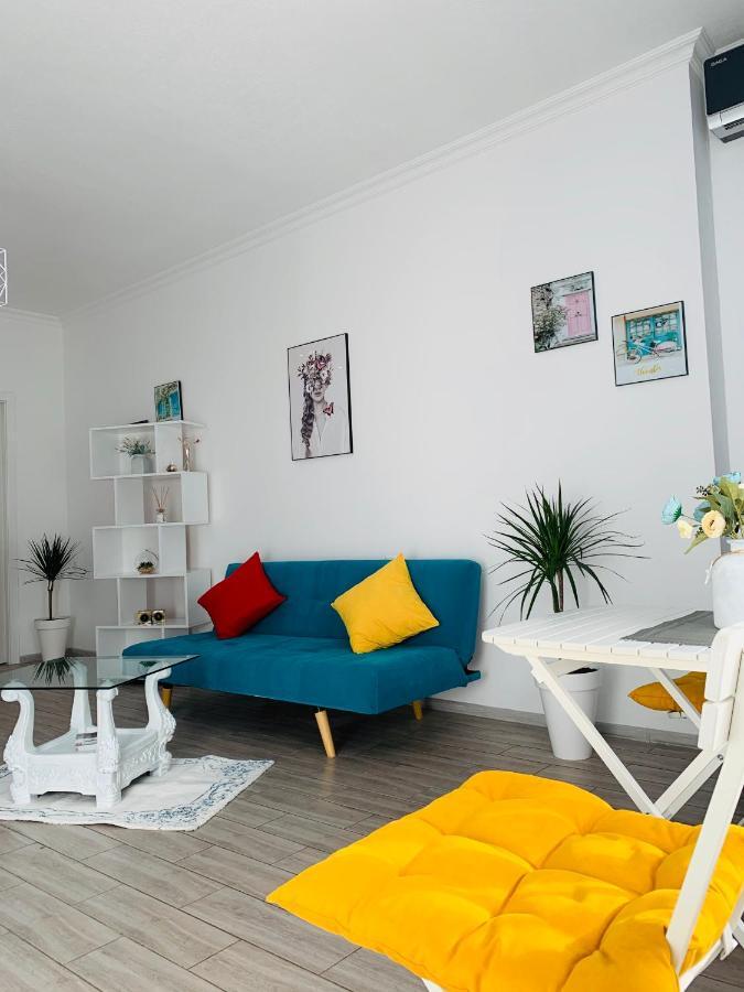 Sweet Apartment In Kutaisi Exterior foto
